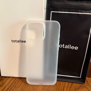 iPhone 16 Pro Max super thin case by Totallee